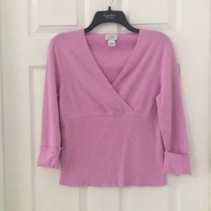 🎁5/$25🎁#1 Pink ribbed bottom sweater.